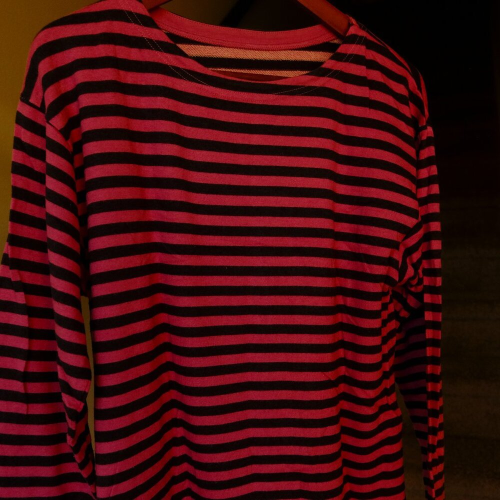 Uniqlo Womens Long Sleeve Tee, US M
